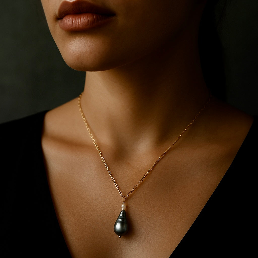 Modern Pearls: When Timeless Meets Trend