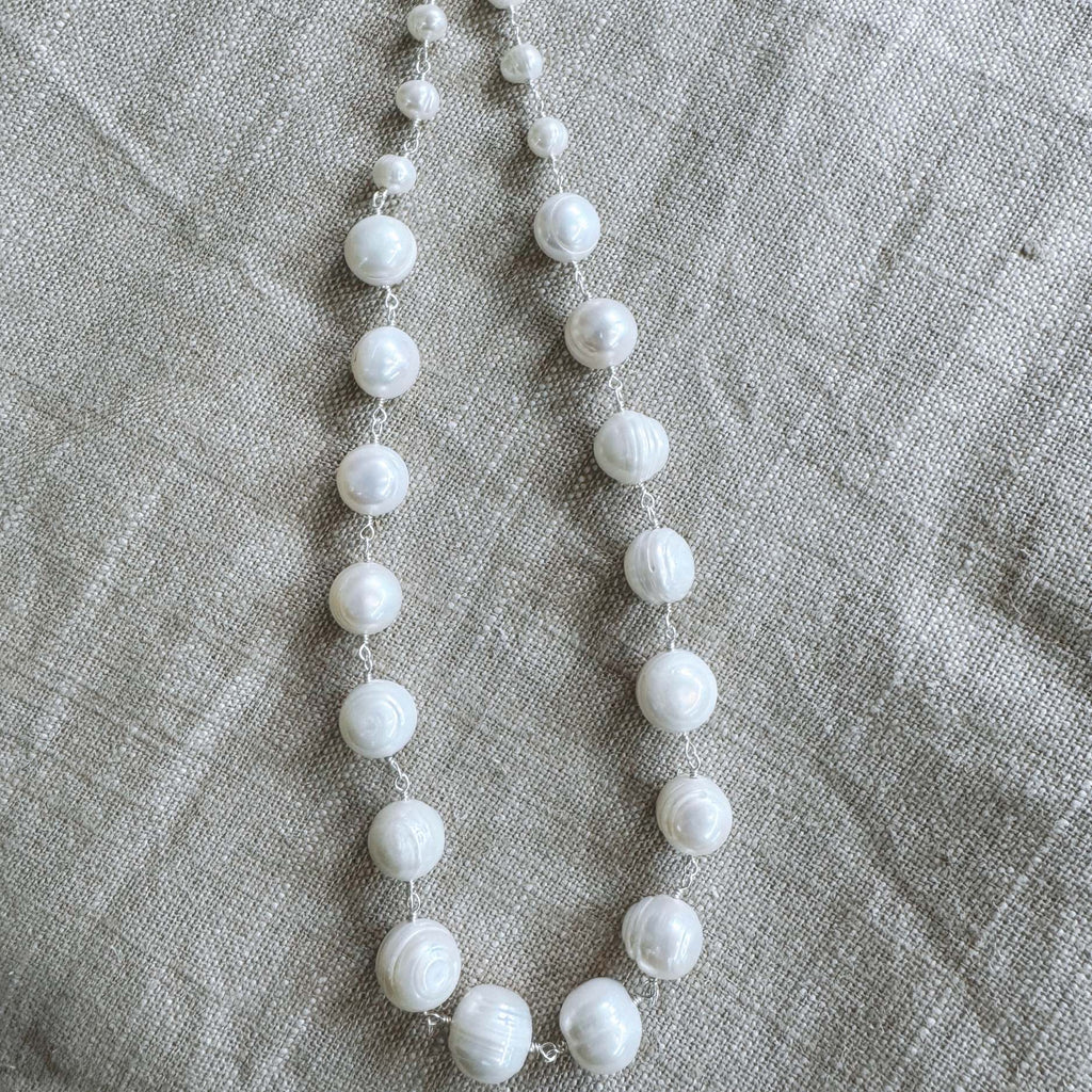 Posh Pearls Necklace