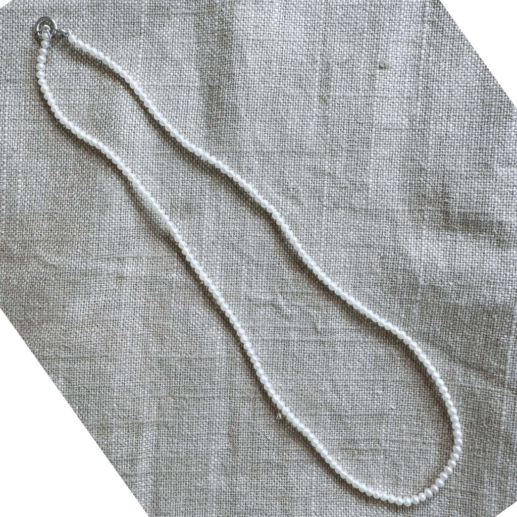 Starry Seed Pearl Necklace