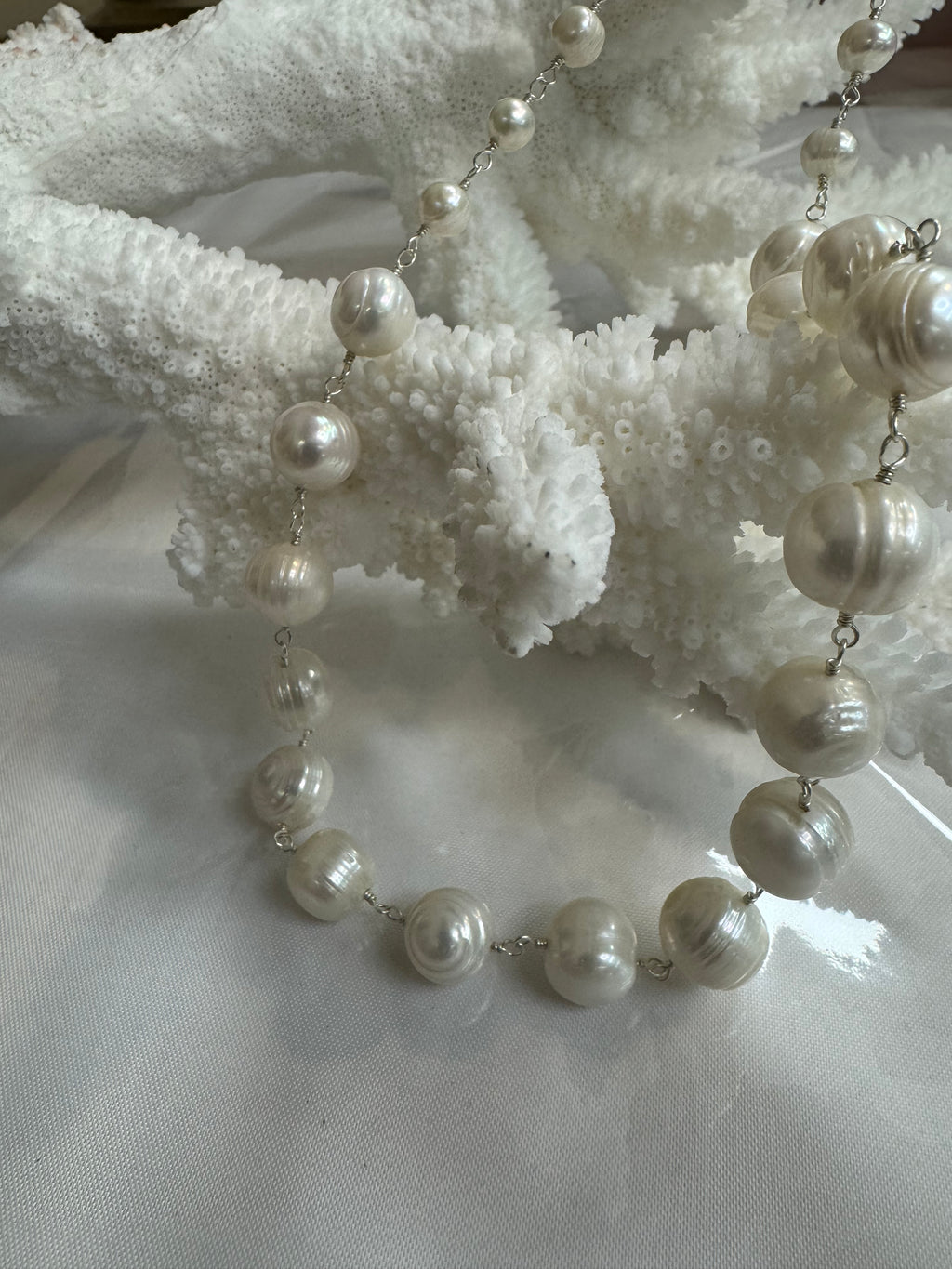 Posh Pearls Necklace