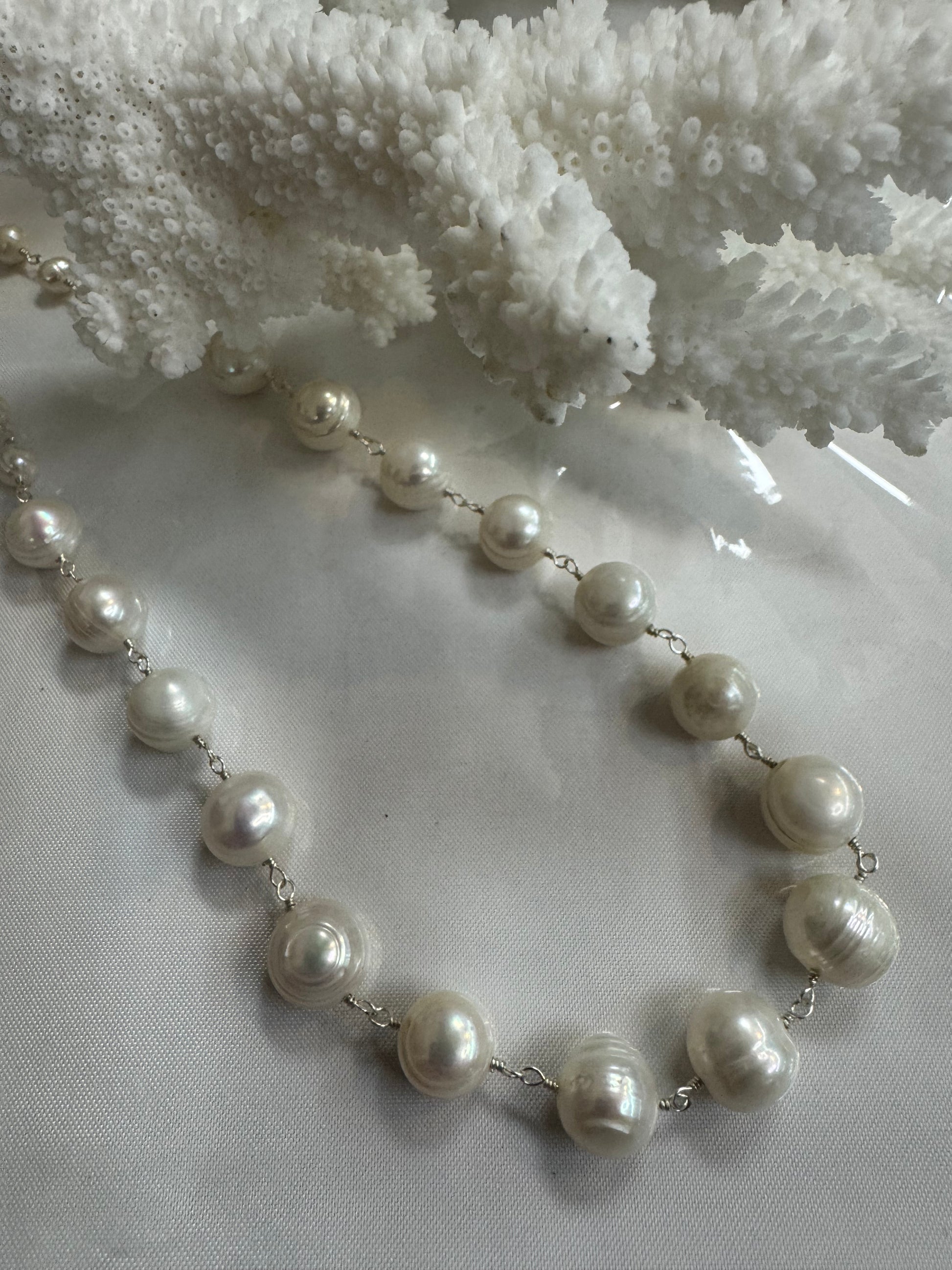 Posh Pearls Necklace