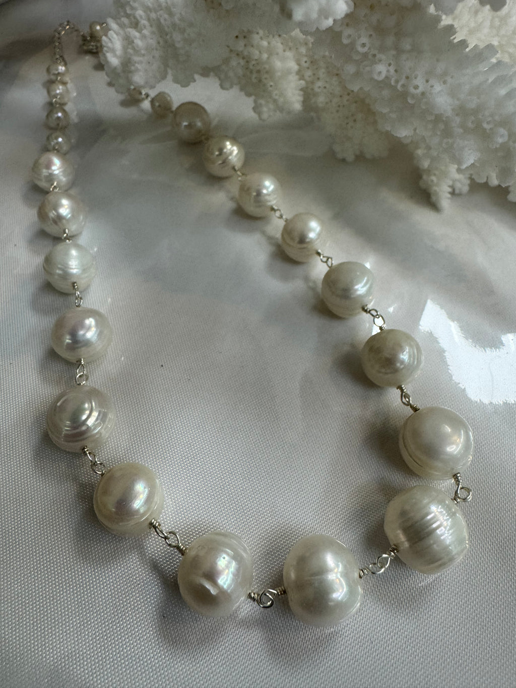 Posh Pearls Necklace
