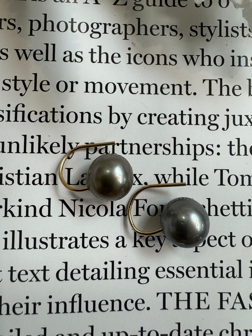 Horseshoe Tahitian Pearl Earrings